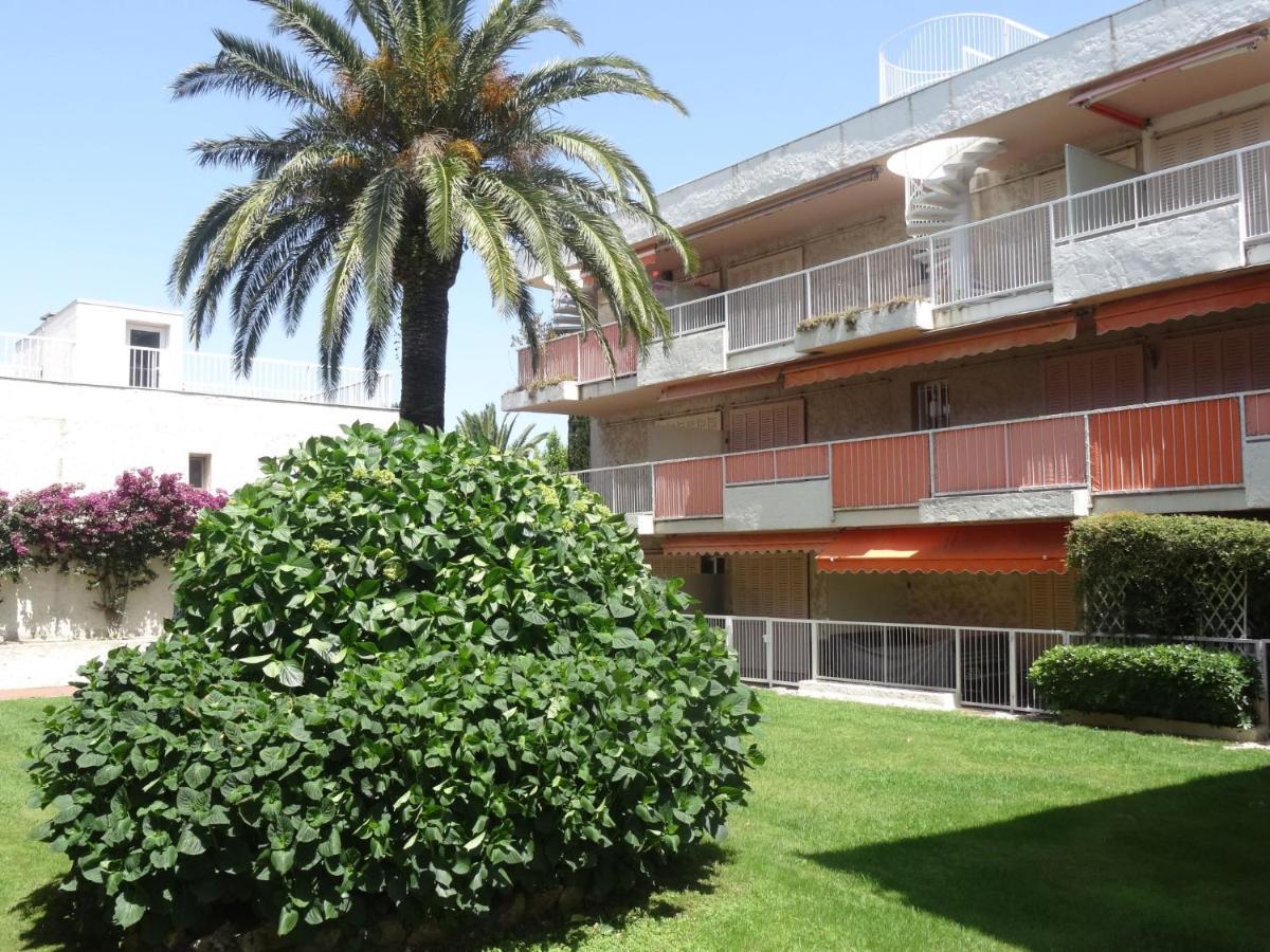 Apartment Les Patios-7 By Interhome Сен-Тропе Экстерьер фото